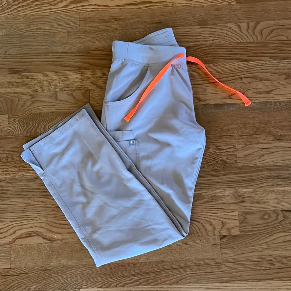 Figs S/P Kade pants.
